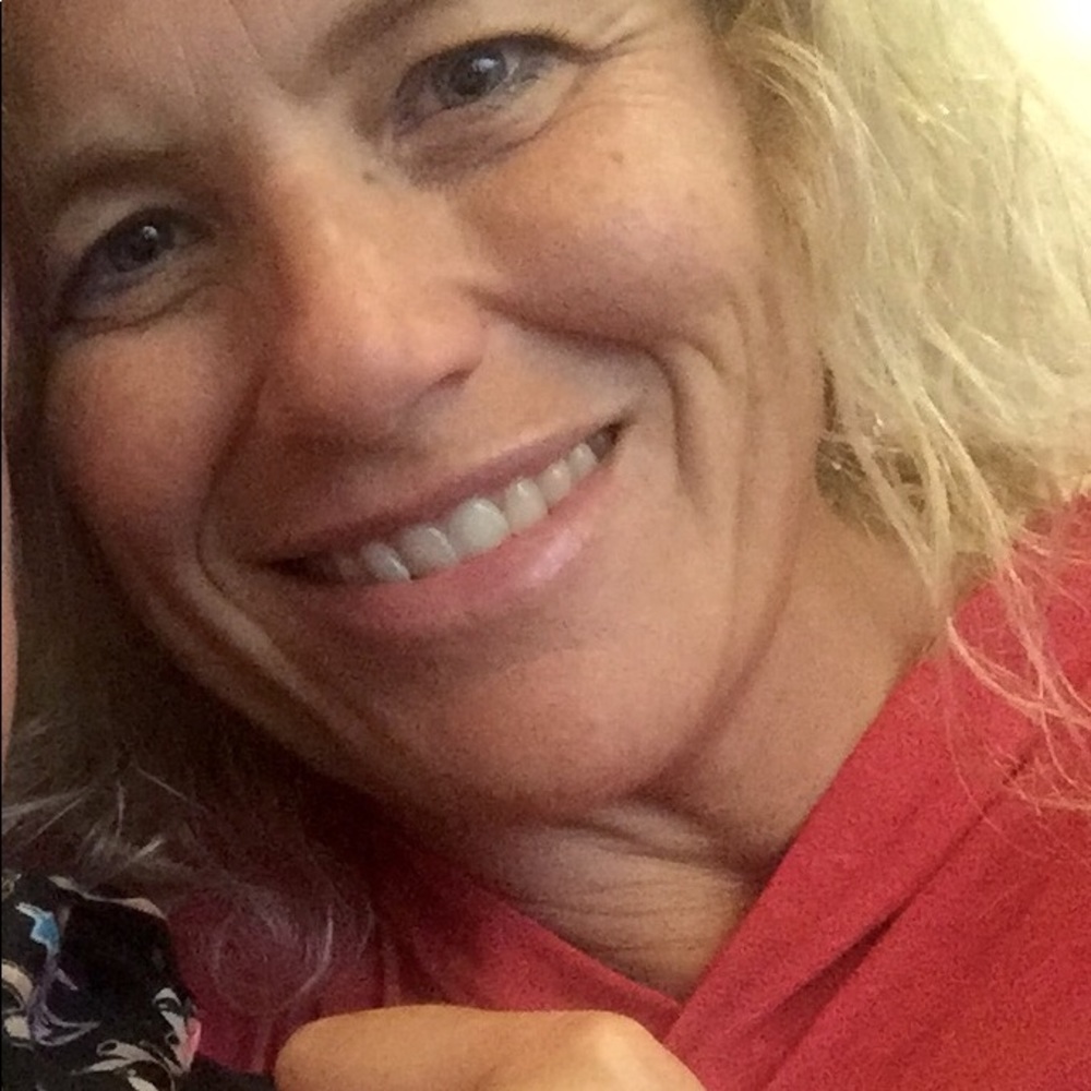 Meet your Posher, Brenda